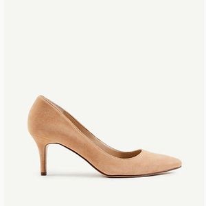 *NEW* Ann Taylor Eryn Suede Pumps